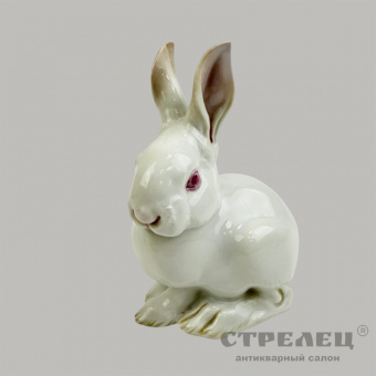 Фарфоровая статуэтка «Сидящий заяц».  Allach, Германия, ок. 1940 г.